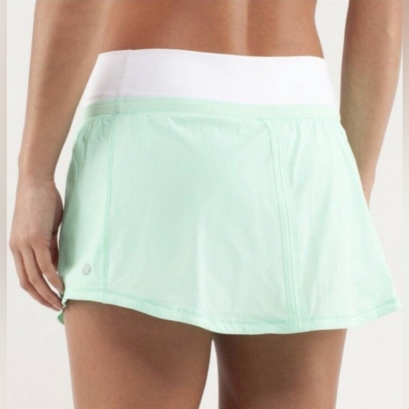 Lululemon Run: Pace Skirt in  Wagon Stripe Fresh Teal / White - Picture 3 of 11